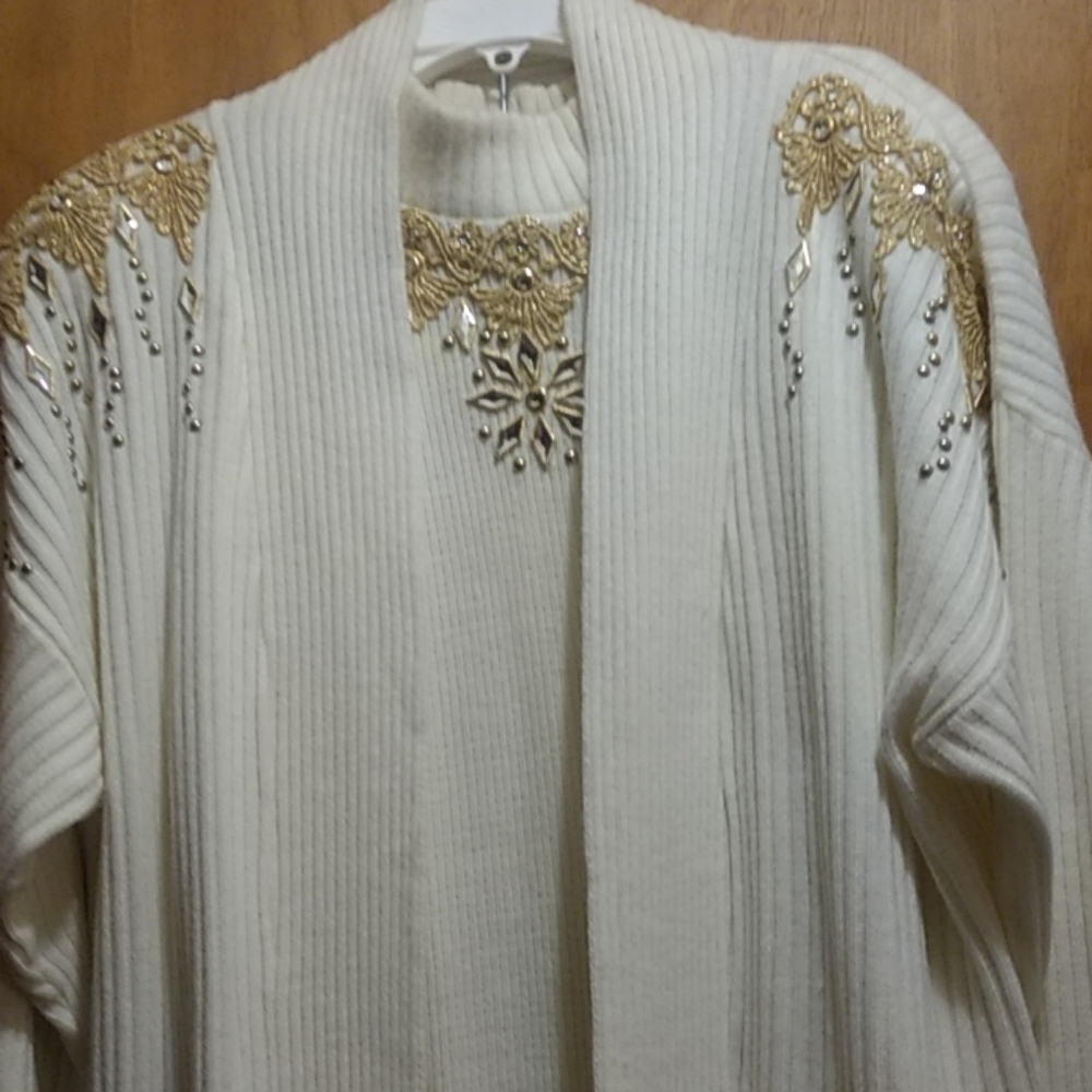 3 PC's knit suit